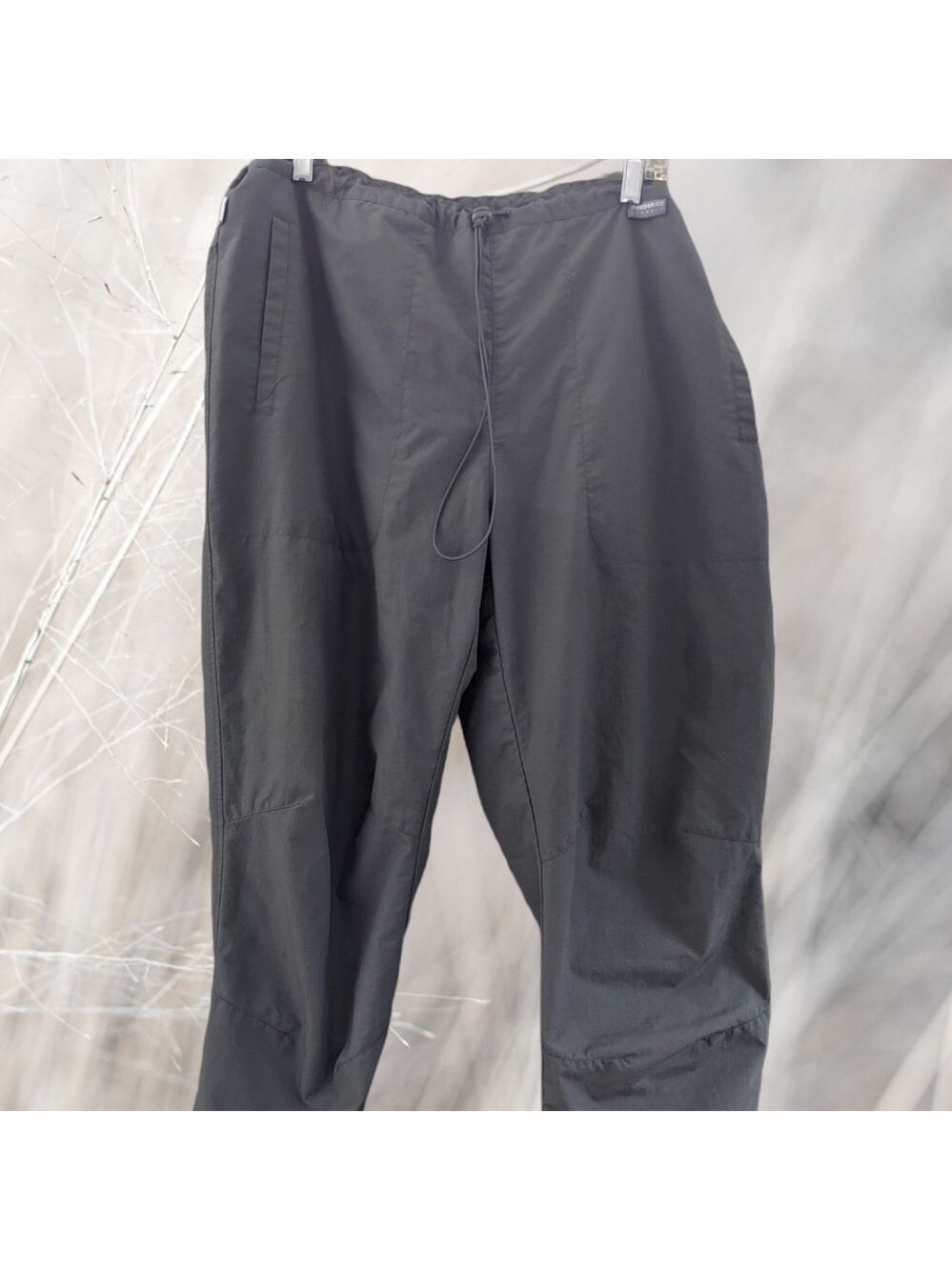 𝅺Reebok Classic England Olive Nylon track pants Size XL